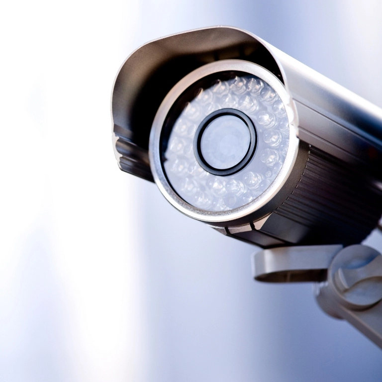 Przeciwdziałanie szpiegostwu przemysłowemu kamera monitoringu